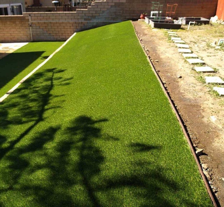 Artificial Grass Edging options for DIY Artificial Turf Installations, Anaheim