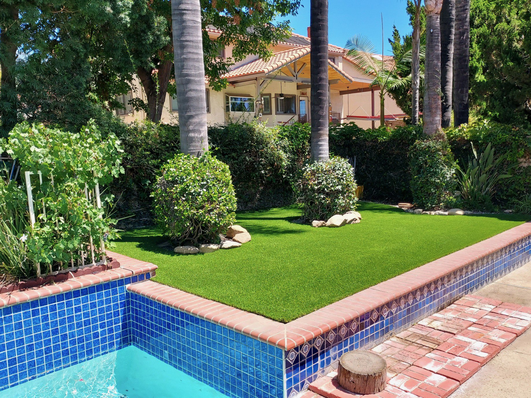 Residential Artificial Grass & Pavers for any Landscapes, Anaheim