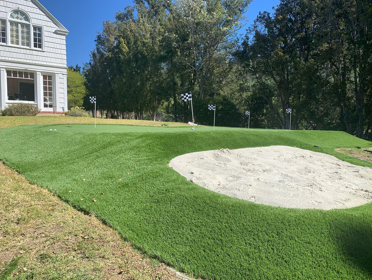 Artificial Putting Greens for backyards or business, Anaheim, CA