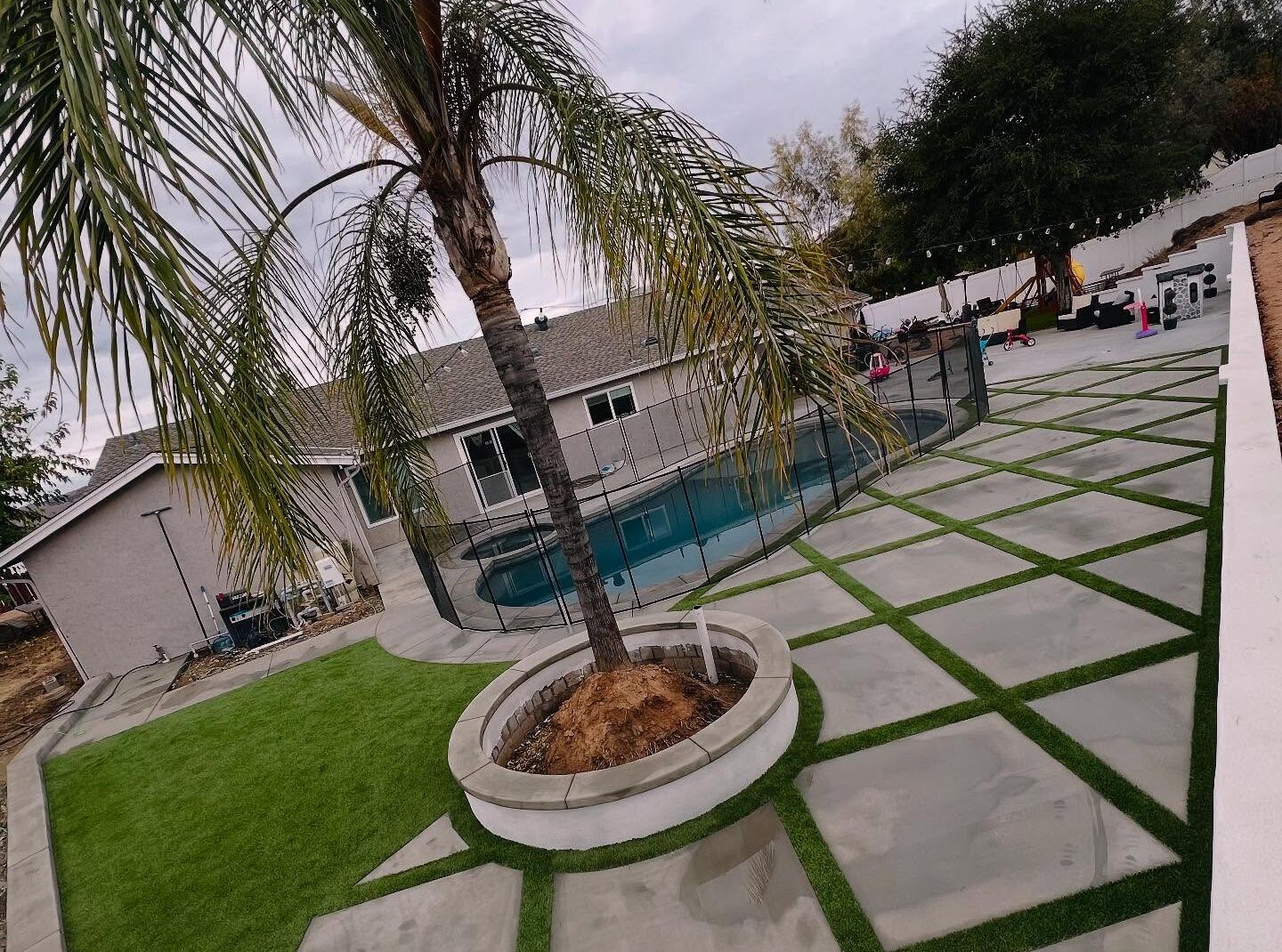 Residential Artificial Grass & Pavers for any Landscapes, Anaheim